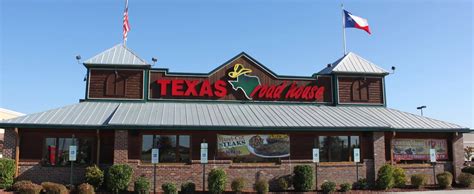 The compensation increases come as Texas Roadhouse grew its revenue by more than 15%, from just over $4 billion in 2022 to $4.6 billion in 2023, according to its …